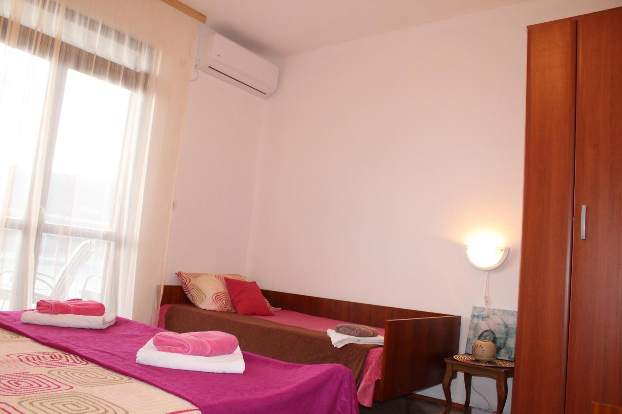 Guest House Tomanovic ヘルツェグ・ノヴィ 部屋 写真