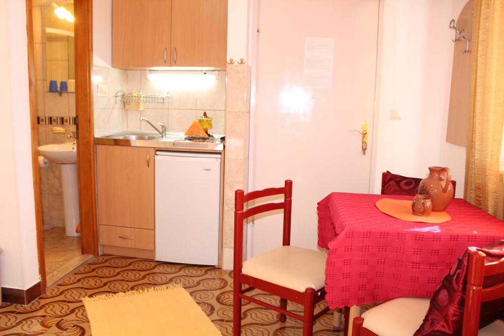 Guest House Tomanovic ヘルツェグ・ノヴィ エクステリア 写真