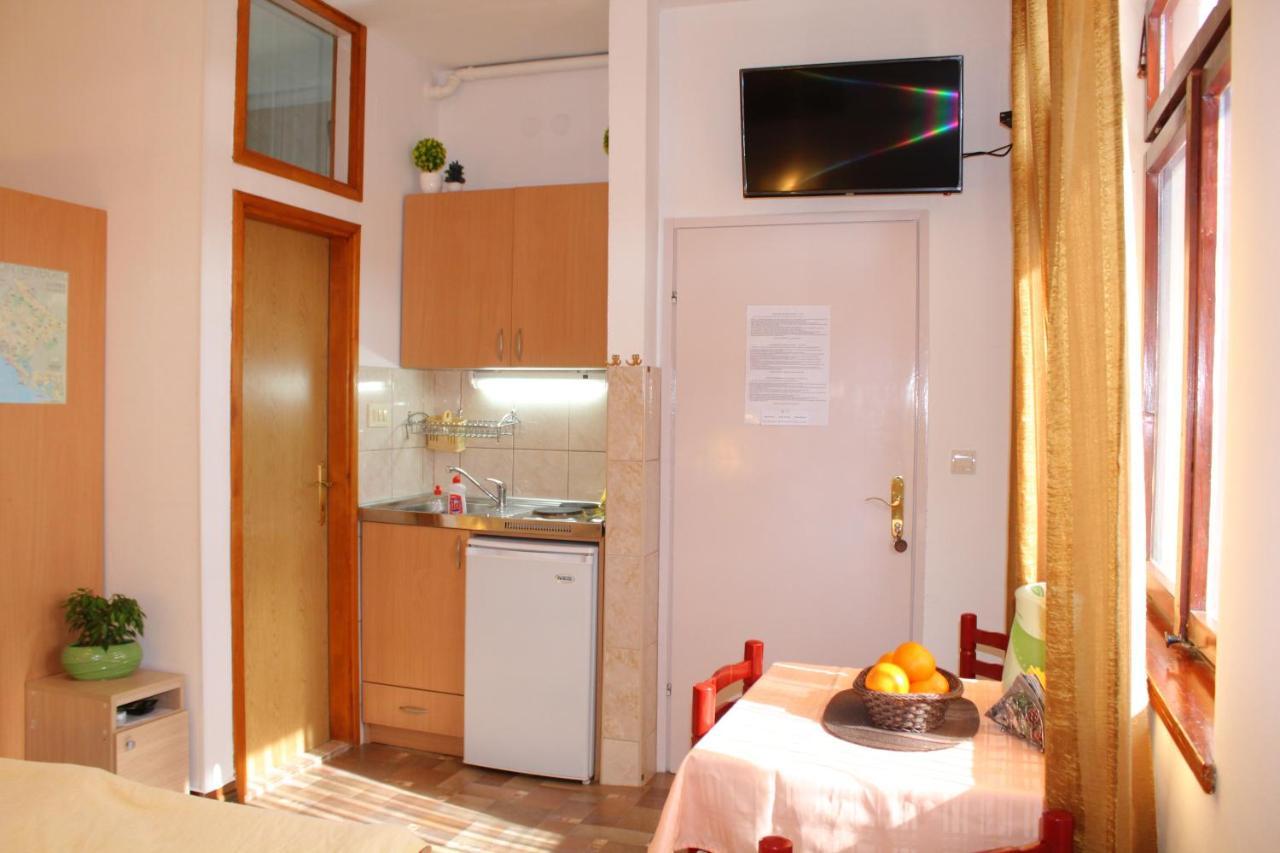 Guest House Tomanovic ヘルツェグ・ノヴィ エクステリア 写真